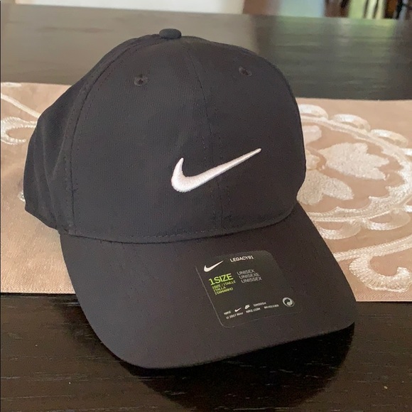 Nike Other - Nike Swoosh Flex Legacy91 Unisex Hat